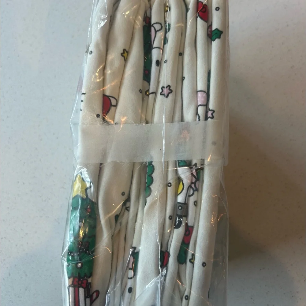 NEW Pottery Barn Teen Hello Kitty Christmas Holiday Flannel Sheet Set Twin XL